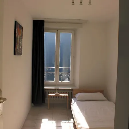 Casa Gialla * Russo